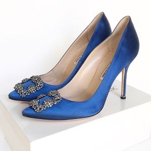 **SOLD** Manolo Blahnik Hangisi 105mm Satin Pump